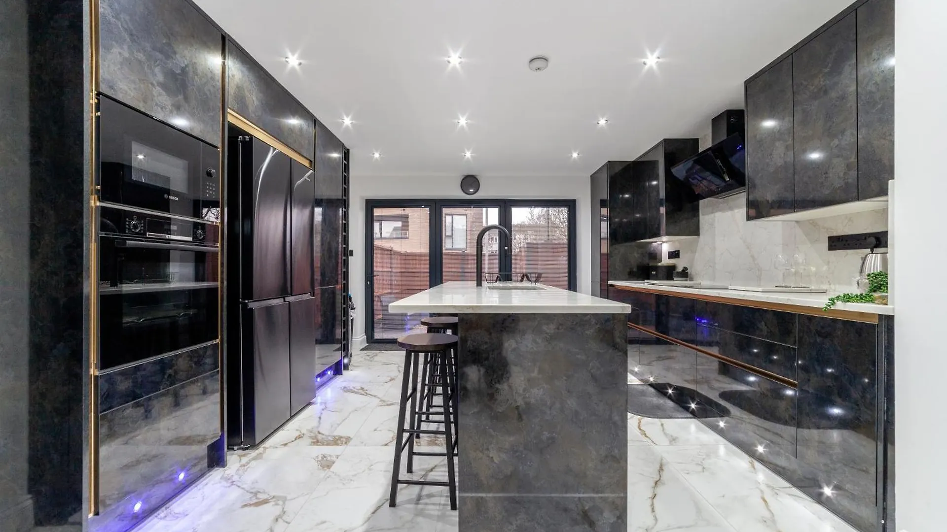 Holiday home Home From Home London